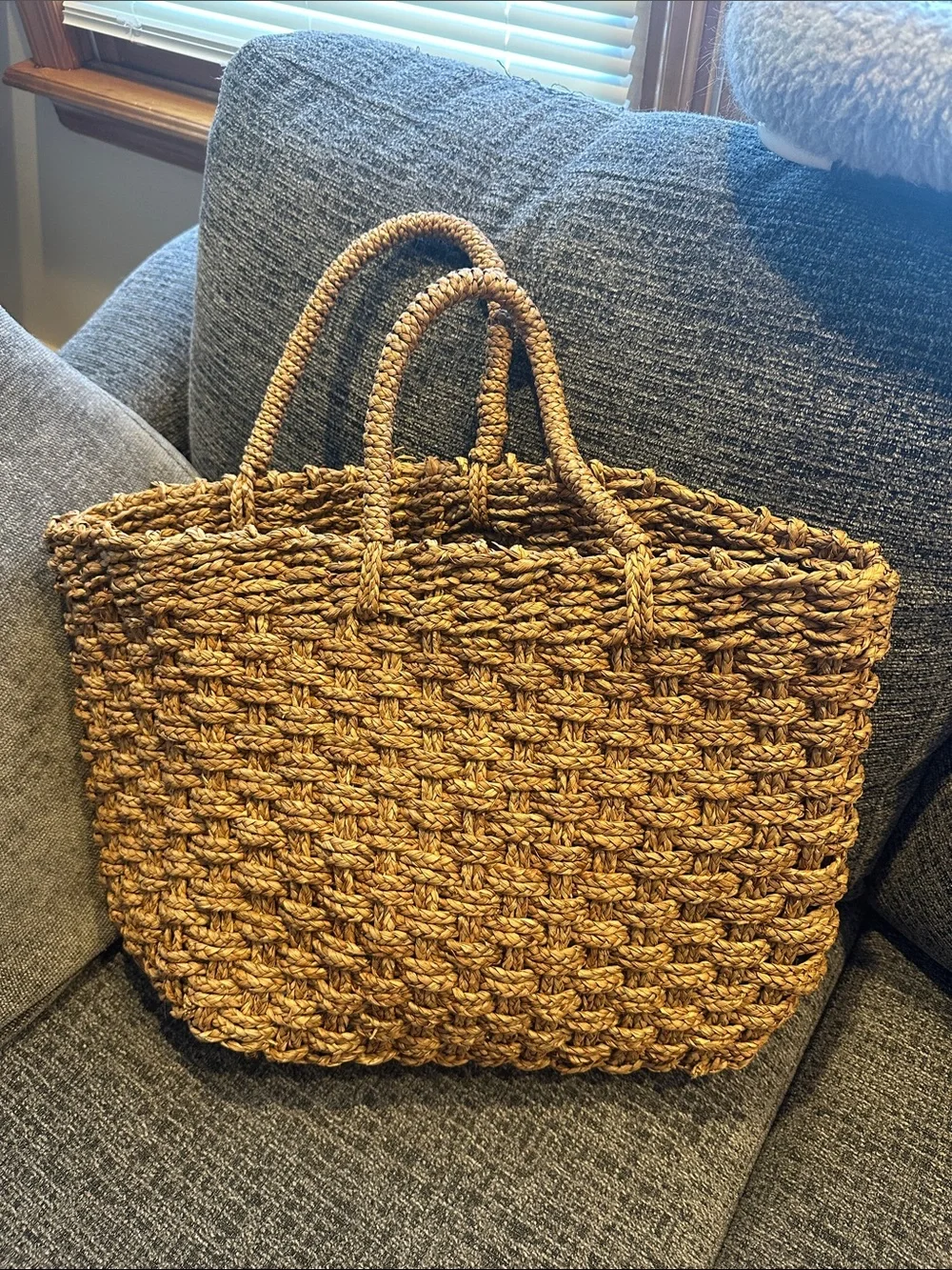 Ralph Lauren Woven Straw Tote in Natural Tan - Picture 1 of 5